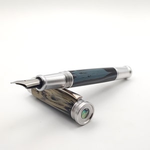 Stilografica kitless in ebanite colorata/Bespoke fountain pen made of coloured ebonite