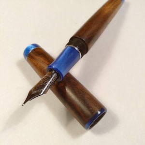 Stilografica kitless in bolivian rosewood/Bespoke fountain pen in bolivian rosewood