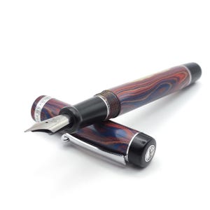Stilografica kitless in ebanite colorata/Bespoke fountain pen in coloured ebonite