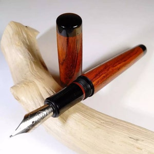 Kitless fountain pen in cocobolo and ebonite/Bespoke fountain pen in cocobolo wood and ebonite