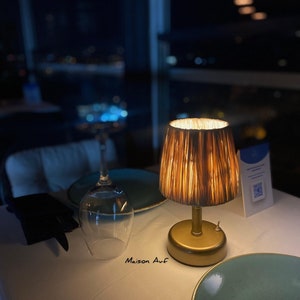 CORDLESS DINING LAMPS  Battery operated table lamps, Table lamp, Cordless  table lamps