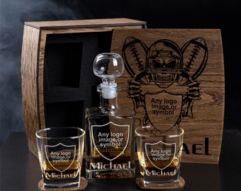 Personalized whiskey gift set -  Decanter set number 285 - Personalized gift for a football fan