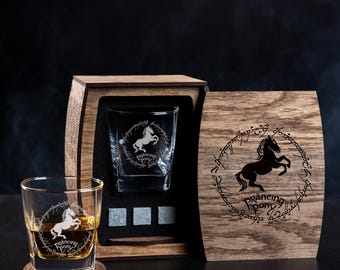 Personalized Whiskey Gift Set: Engraved Glass  in Wood Box 340  fantasy  tavern sign