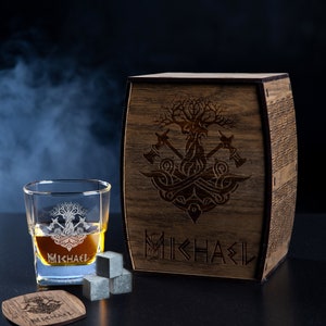 Personalized whiskey gift set - set number 116 - viking gift for him, tree of life, Norse mythology, Yggdrasil, scandinavian pattern weapons