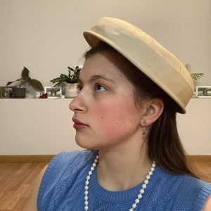 Halo Gold 1950&#39;s Fashion Hat