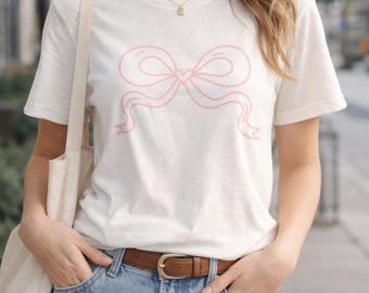 Pink Bow Graphic Tee - Unisex T-Shirt im Coquette Style