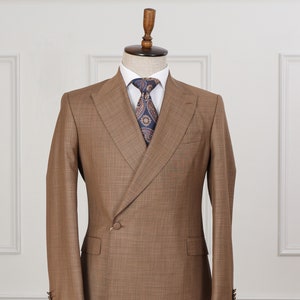 Double Breasted Men’s Suit Brown ,Peak Lapel, Flap Pocket, Slim Fit Men Suit , Jacket&Pants