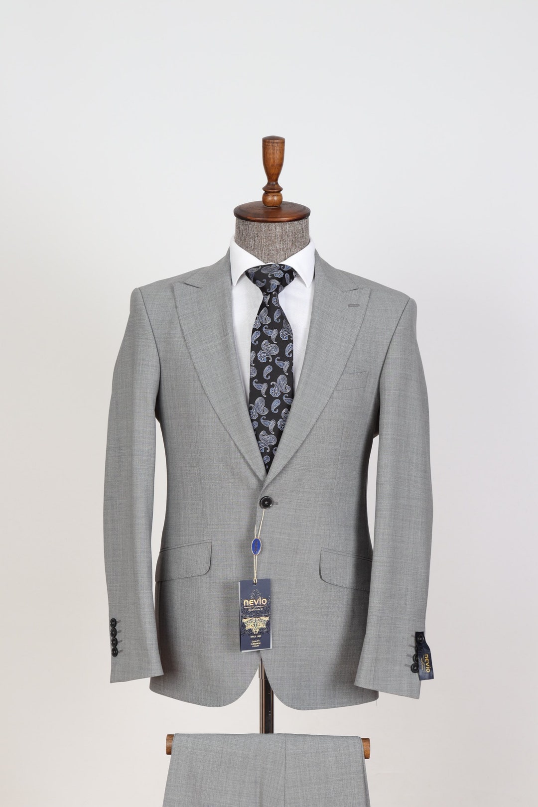 Classic 180s Super Gray Woven Wool Men's Suit Perfect for Business - Etsy