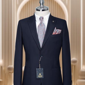 Wool Blend Men&#39;s Suit: Slim Fit, Notched Lapel, Multiple Colors