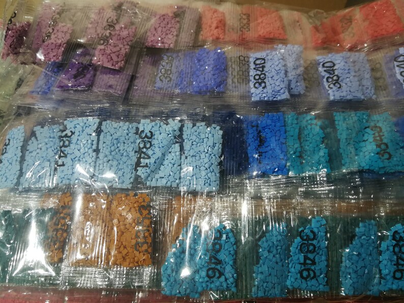 diamond painting beads 600 diamonds DMC 699 Green fruit confits - Round or square rhinestone bags