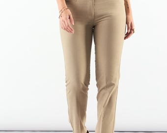 Pantalón elástico beige de cintura media