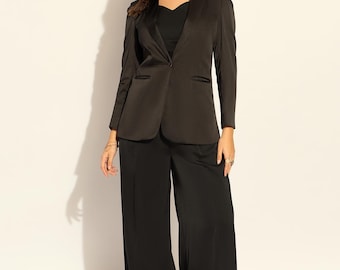 Conjunto de blazer elegante y holgado con corpiño en suave tejido de satén