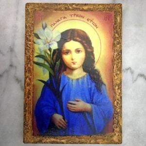 Ícono de la Virgen María Joven Panagia de los Tres Años, 15 x 22 cm, Ícono ortodoxo griego hecho a mano, Arte mural cristiano bizantino de la Madre de Dios.