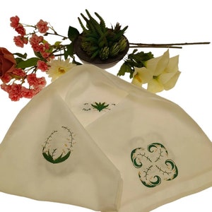 Lily of the valley table runner