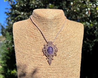 Colgante Charoite Macrame, collar Boho tejido a mano