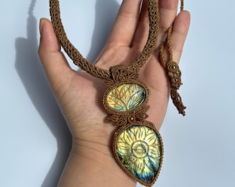 Collar de macramé de labradorita hecho a mano, joya única, nudo corredizo para ajustar