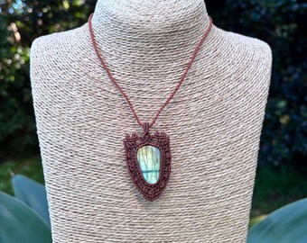 Handgefertigte Labradorit Anhänger, spirituelle Labradorit Halskette, Verstellbarer Anhänger, einzigartiges Geschenk