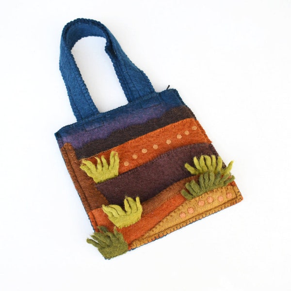 Wool Felt Outback Desert Playscape Bag for Finger Puppets, Australiana Wool Felt Bag for kids, Toy Purse