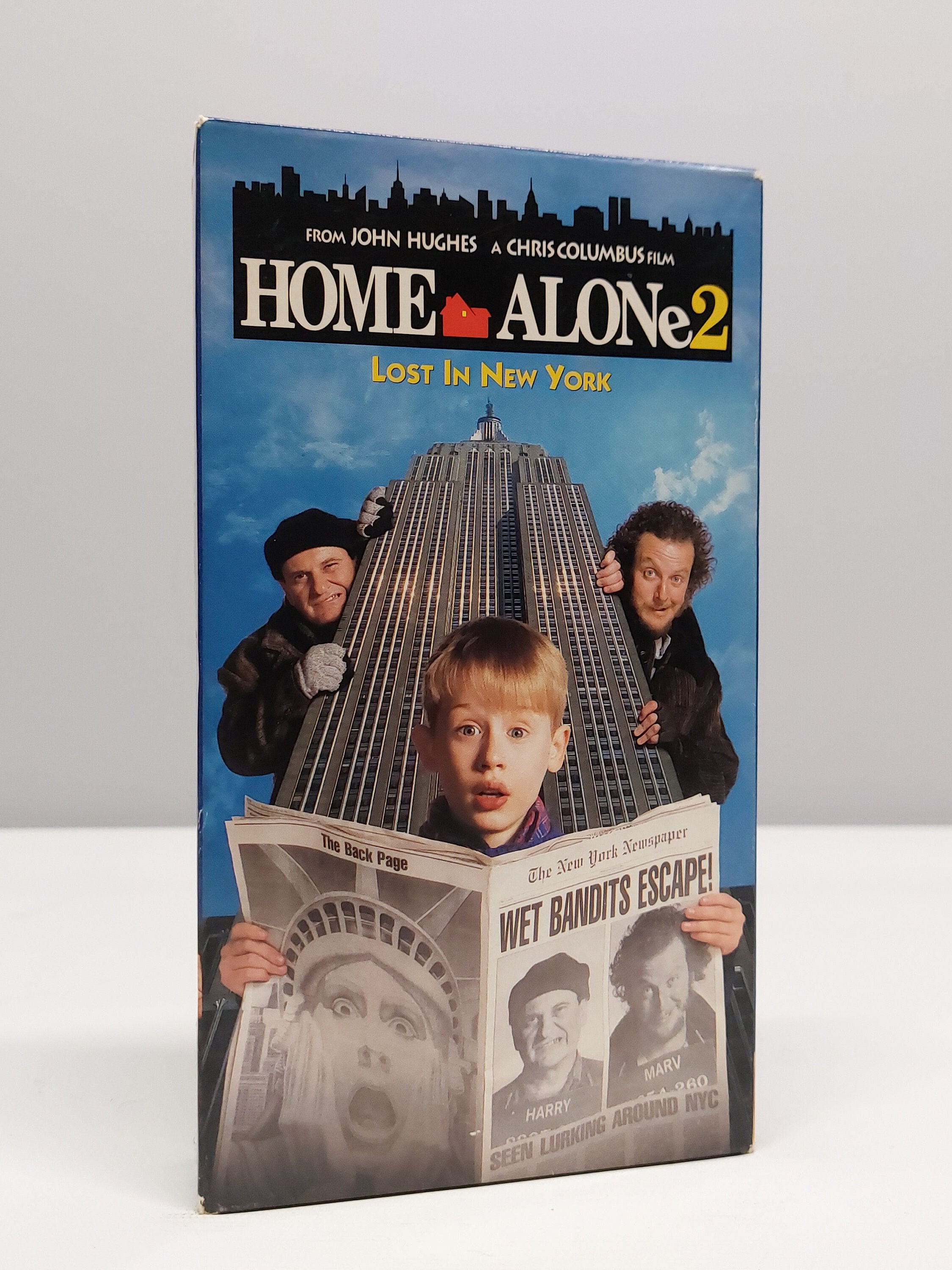 Home Alone Macaulay Culkin Classic Christmas movie mini poster style type  MAGNET