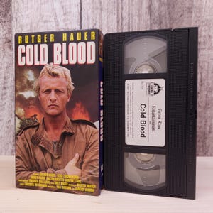 Cold Blood (aka Das Amulett des Todes) (1975) | Used VHS Tape | Classic Movie Collectible