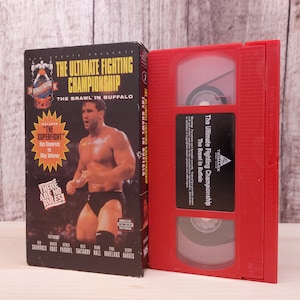 UFC 5: Brawl in Buffalo (1995) | Fita VHS usada | Colecionável de filmes clássicos