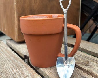 Gardeners gift, Terracotta Plant pot mug and spade shaped spoon perfect for Grandad, gardening enthusiast gift