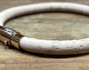 Handmade Vegan Cork Bracelet (Pale Pink)