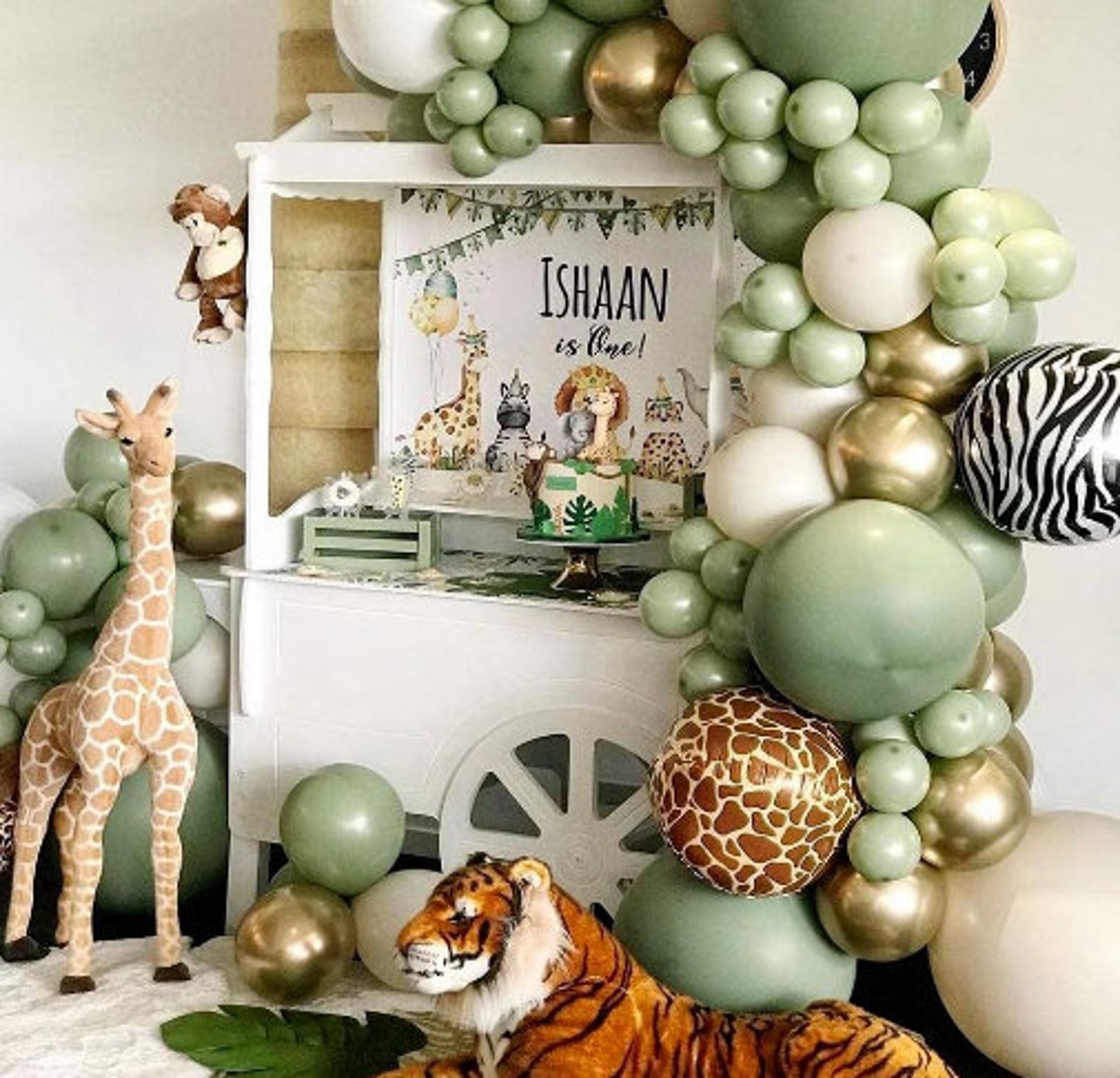 safari theme baby shower balloon arch