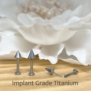 IMPLANT GRADE TITANIUM Threadless Push In Spike Top Flat Back Labret Tragus Nose Cartilage Piercing Ear Stud