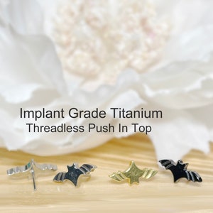 Implant Grade Titanium Threadless Push In Bat Top • Tragus Helix Cartilage Conch Ear
