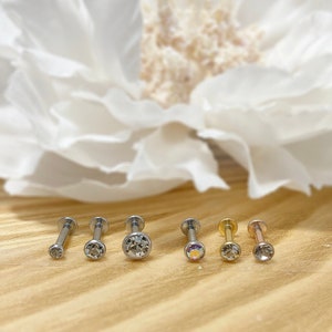 16ga 316L Surgical Steel 2mm 3mm 4mm White CZ, AB Screw On Bezel Set Flat Back 6mm 8mm Labret Tragus Cartilage Ear Stud, Gold, Rose Gold