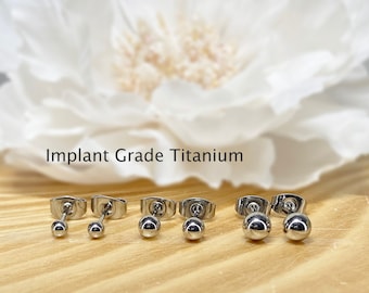 Pair of Implant Grade Titanium 3mm 4mm 5mm Stud Ball Earrings
