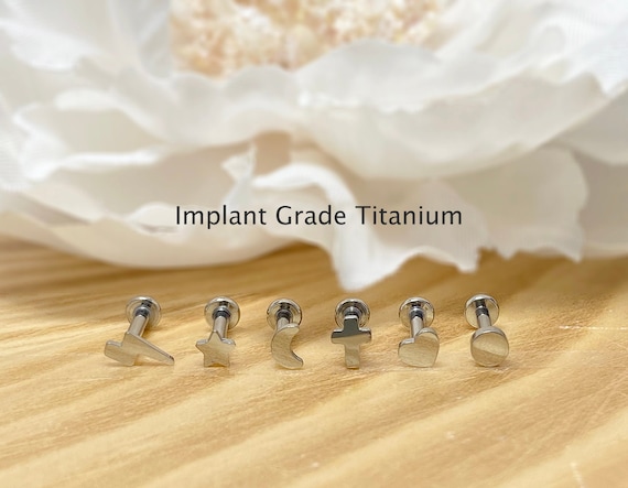Internally Threaded Small Cross Implant Grade Titanium Labret Internally Threaded Small Cross Implant Grade Titanium Labret