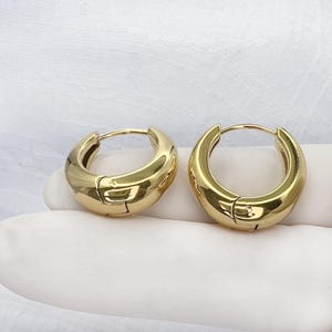 Pair of Wide Hinged Hoop Earrings • 316L Stainless Steel