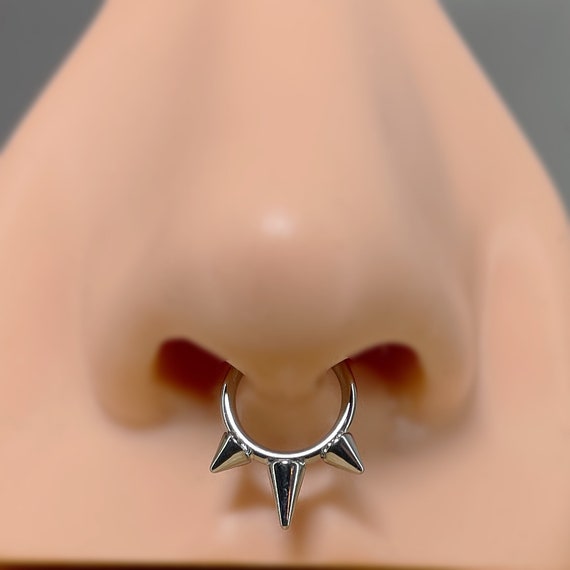Implant Grade Titanium Gold PVD Triangle Hinged Clicker Hoop Implant Grade Titanium Gold PVD Triangle Hinged Clicker Hoop