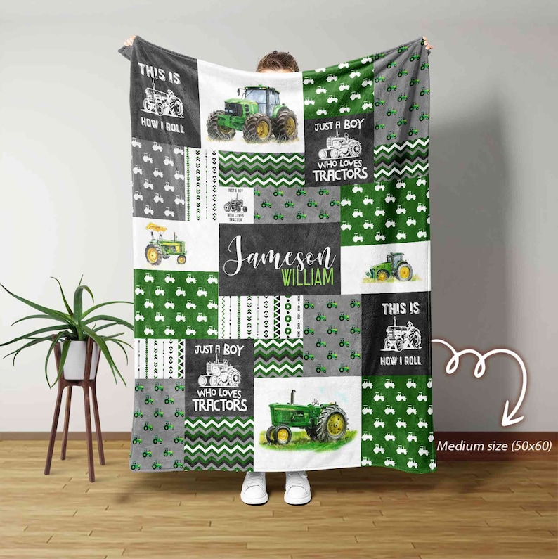 Couverture Just A Boy Who Loves Tractors, Couverture personnalisée pour bébé, Couverture pour camion, Couverture pour bébé, Couverture cadeau pour garçon, Couverture pour Noël image 1