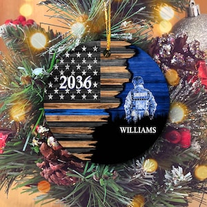 Personalisierte Polizei Ornamente, halbe Tarnung Flagge Ornament, Polizei Ornament, Polizist Ornament, Polizei Geschenk, Geschenk für Polizist