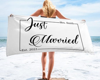 Just Married Beach Towel, Mr or Mrs Beach Personalized Beach Towels, Honeymoon Gift, His and Hers Newlywed Gift, Personalized Wedding Gift,