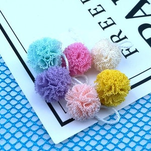 2pcs 1:12 Scale Miniature Bath Sponge, Dollhouse Bathroom Accessory in Multiple Colors