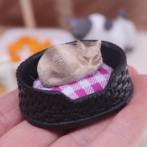 Miniature Cat Figurines, Dollhouse Simulation Cat Nest, Miniature Animal Figurines, Dollhouse Home Decor