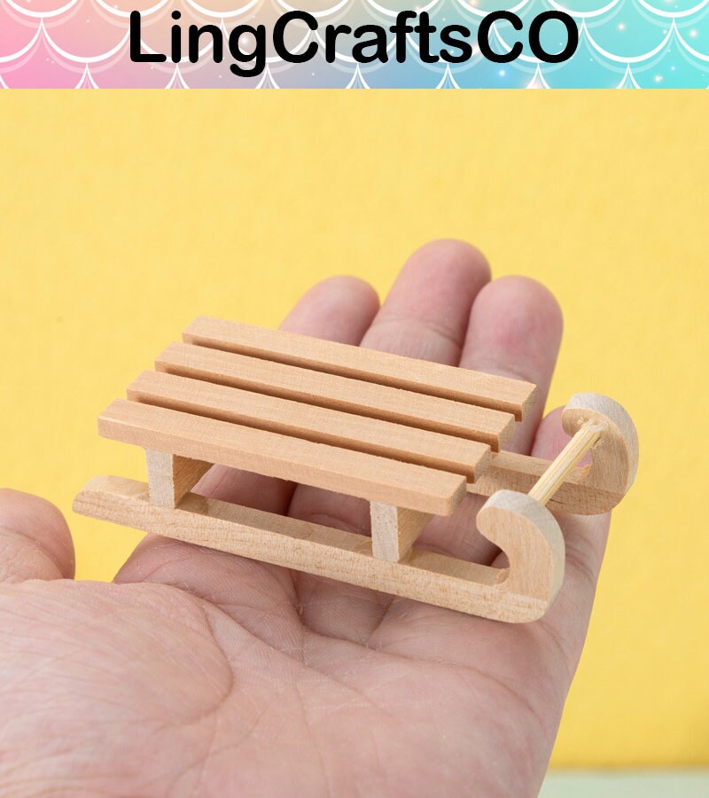 Mini Slitta Natalizia Abaodam Per Casa Delle Bambole: Decorazione Da Tavolo 7x3x2cm