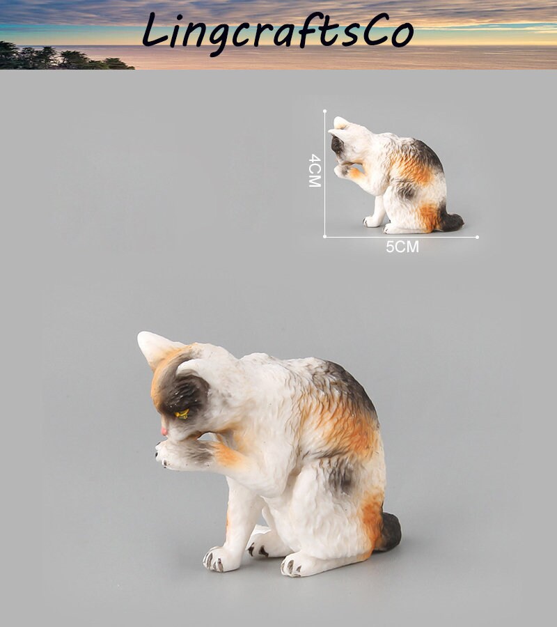 Cat On Toilet Miniature Figurine – Funny Resin Statue For Home, Garden, Or Dollhouse Decor (3.5cm)