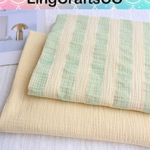 Beige dubbelväv, enfärgat randigt mönster, krusad muslinbomull, loungekläder