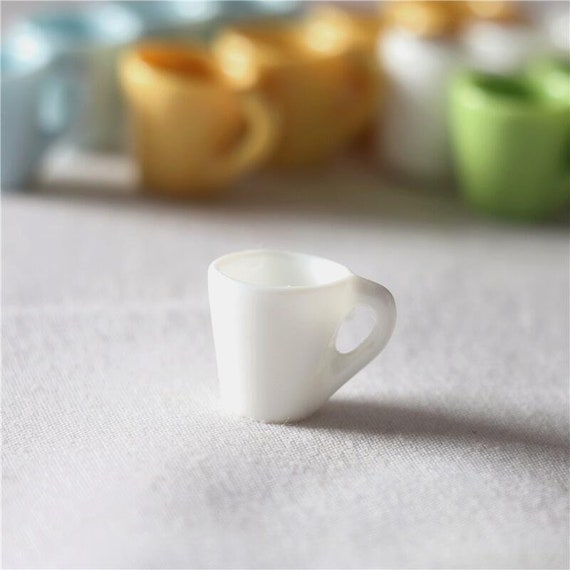 4 Weiße Miniatur-Kaffeetassen – 1:12 Maßstab – Puppenhaus-Dekoration – Für Küche, Café-Szenen