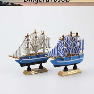 Miniature Sailing Ship, Miniature Marine Nautical Creative Sailboat Mode Room Decor Figurines, Miniature Sailboat