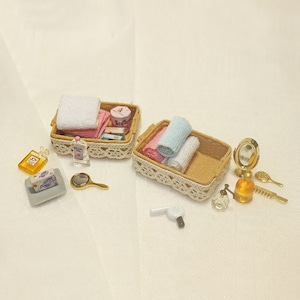 1:12 Dollhouse Miniature Accessories Mini Toiletries Set Simulation Mirror Towel Perfume Soap Model Toys Doll House Decoration Kids Gift