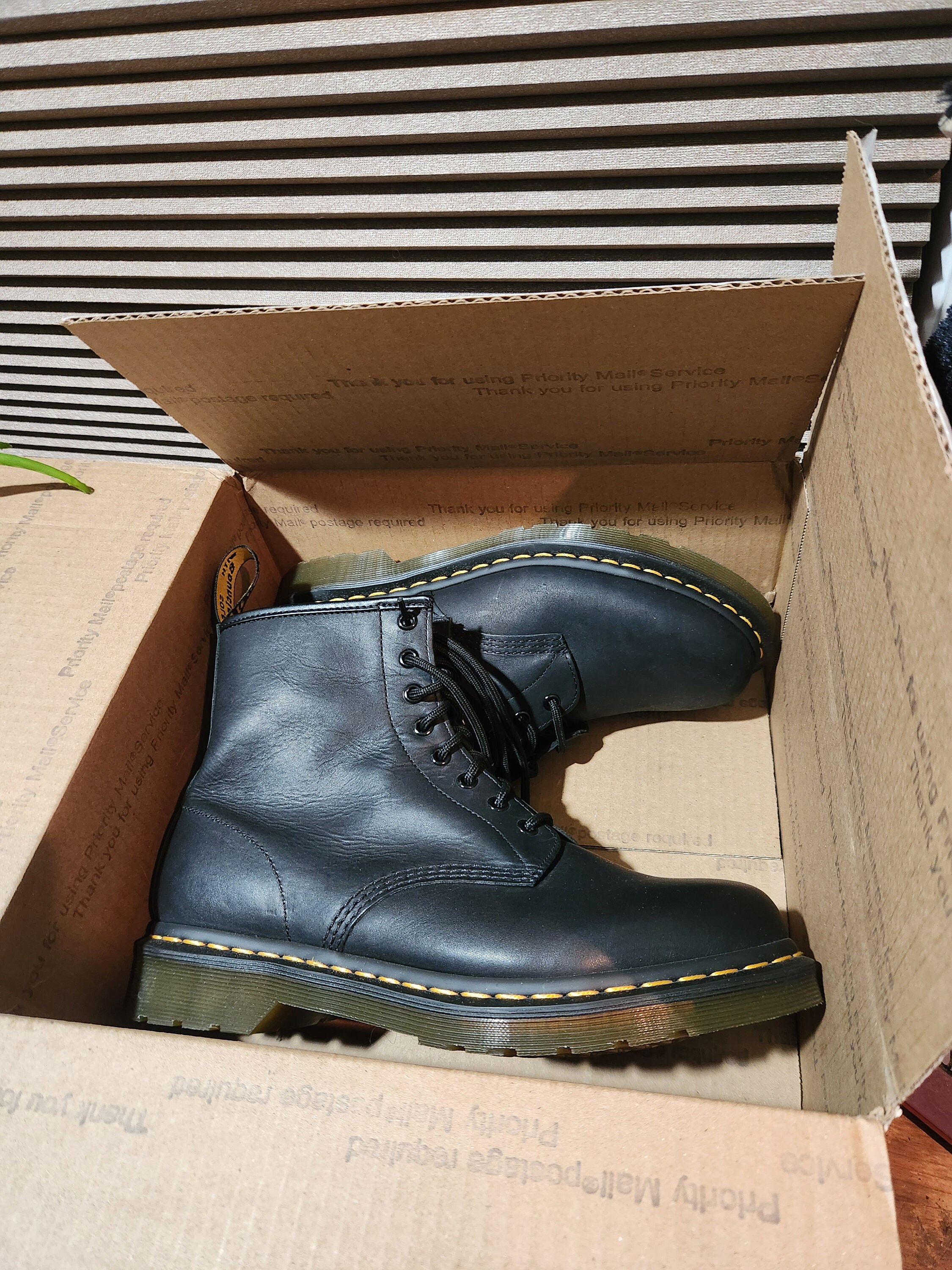 Dr martens monty 2025