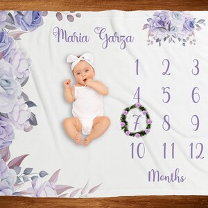 Paarse bloemen mijlpaal deken met markeringen lila lavendel baby leeftijd maand deken met groeimeter nieuwe moeder cadeau babyshower idee