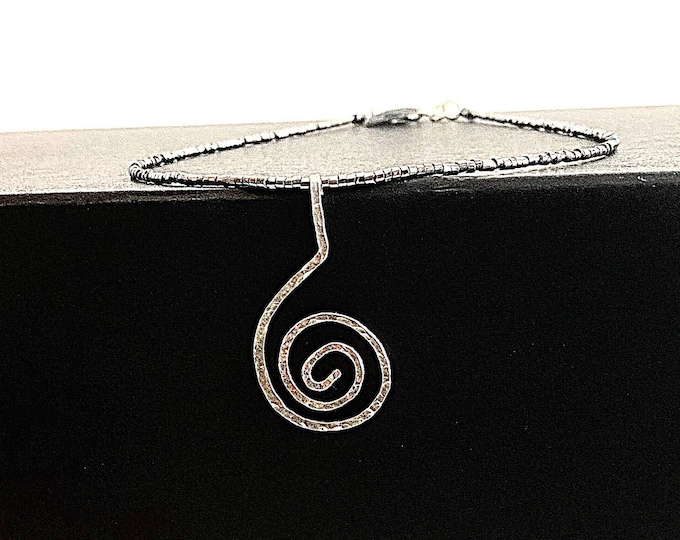 Silver spiral necklace, rustic swirl minimalist pendant, round geometric necklace in hammered silver, open spiral circle necklace, artisan