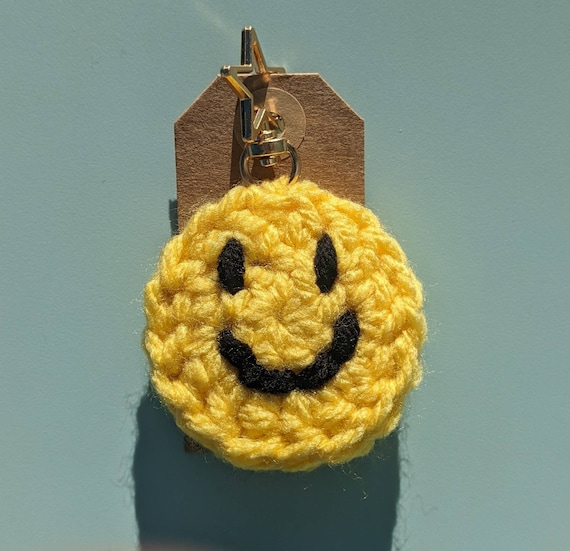 Smile keyring clearance